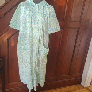 Vintage Fundamentals TX Blue Floral Housecoat